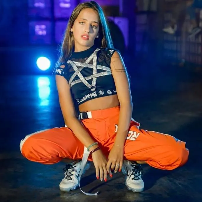 22587 ariann music una tarantula impact